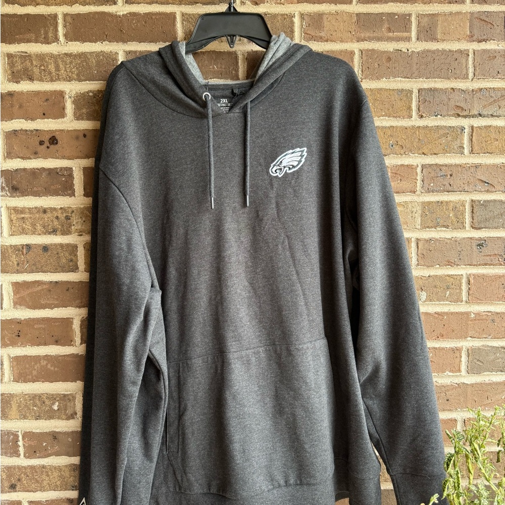 NWT NFL Dark Gray NFL Philadelphia Eagles Hoodie with Team Logo Birds Patch XXL